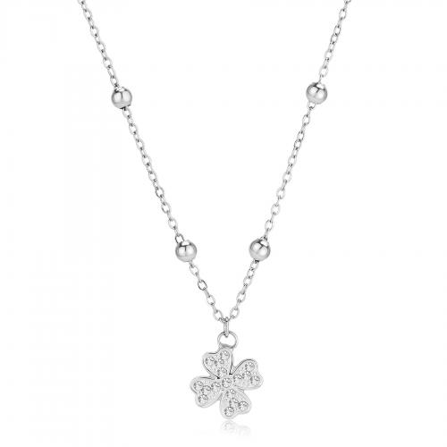 Collana serie Witch con ciondolo a quadrifoglio