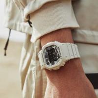 G-Shock serie DW-5600, grigio/mimetico
